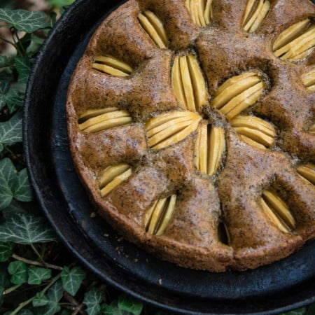 Gedeckter Apfelkuchen Mohn trickytine