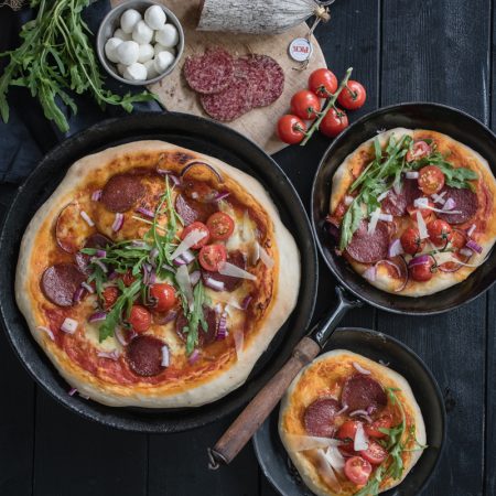 Pan Pizza Salami trickytine