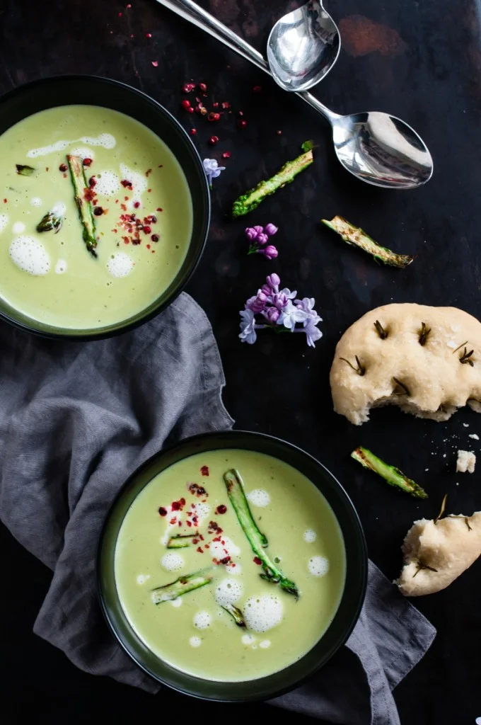 10 Suppen-Rezepte Grüne Spargelcremesuppe trickytine