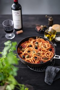 Spaghetti alla puttanesca Rezept trickytine La Vialla