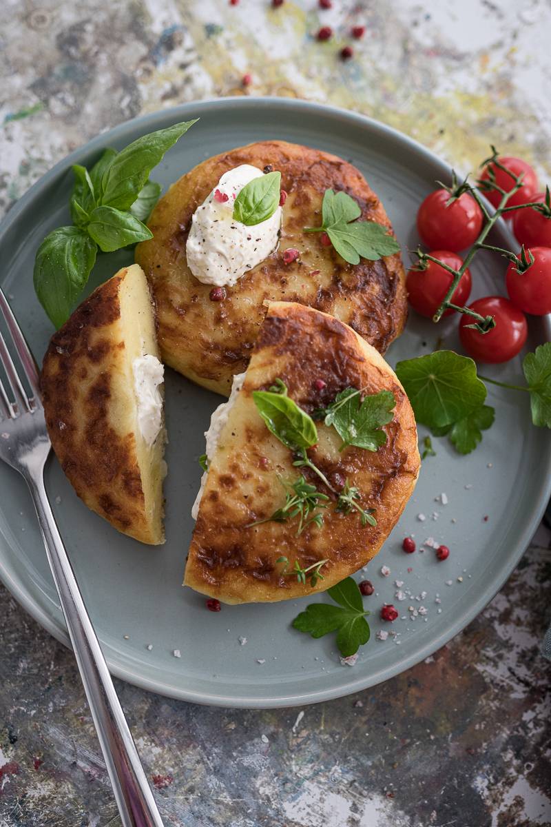 10 günstig kochen Rezepte Gefüllte Kartoffelküchlein trickytine