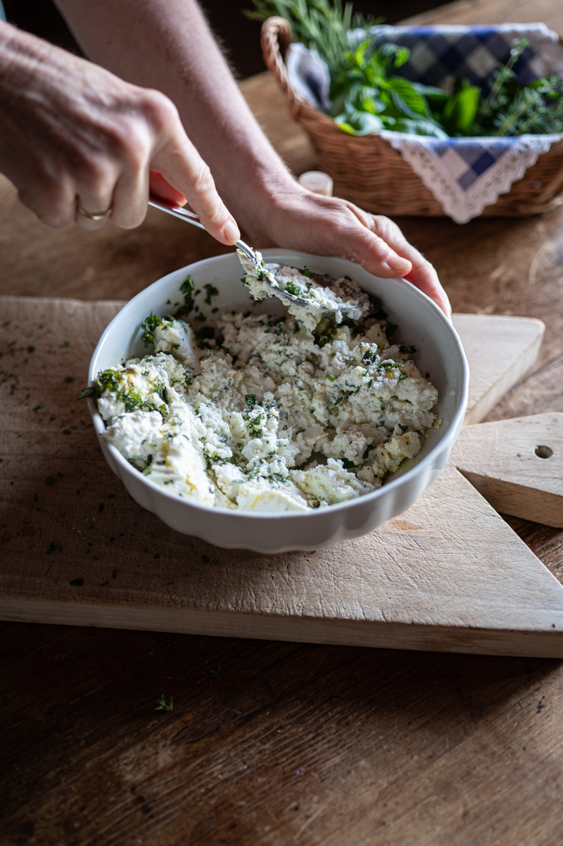 Ricottacreme mit Kräutern Rezept trickytine