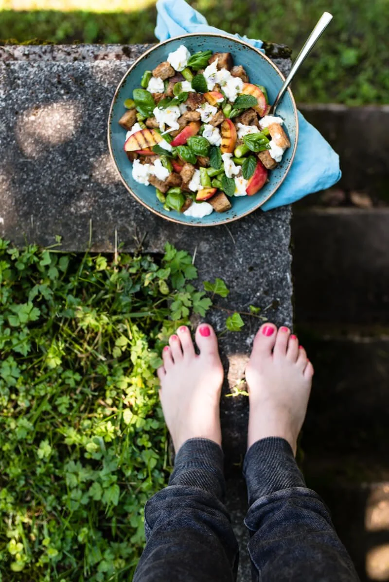 10 Rezepte mit Mozzarella und Burrata Sommer-Panzanella trickytine